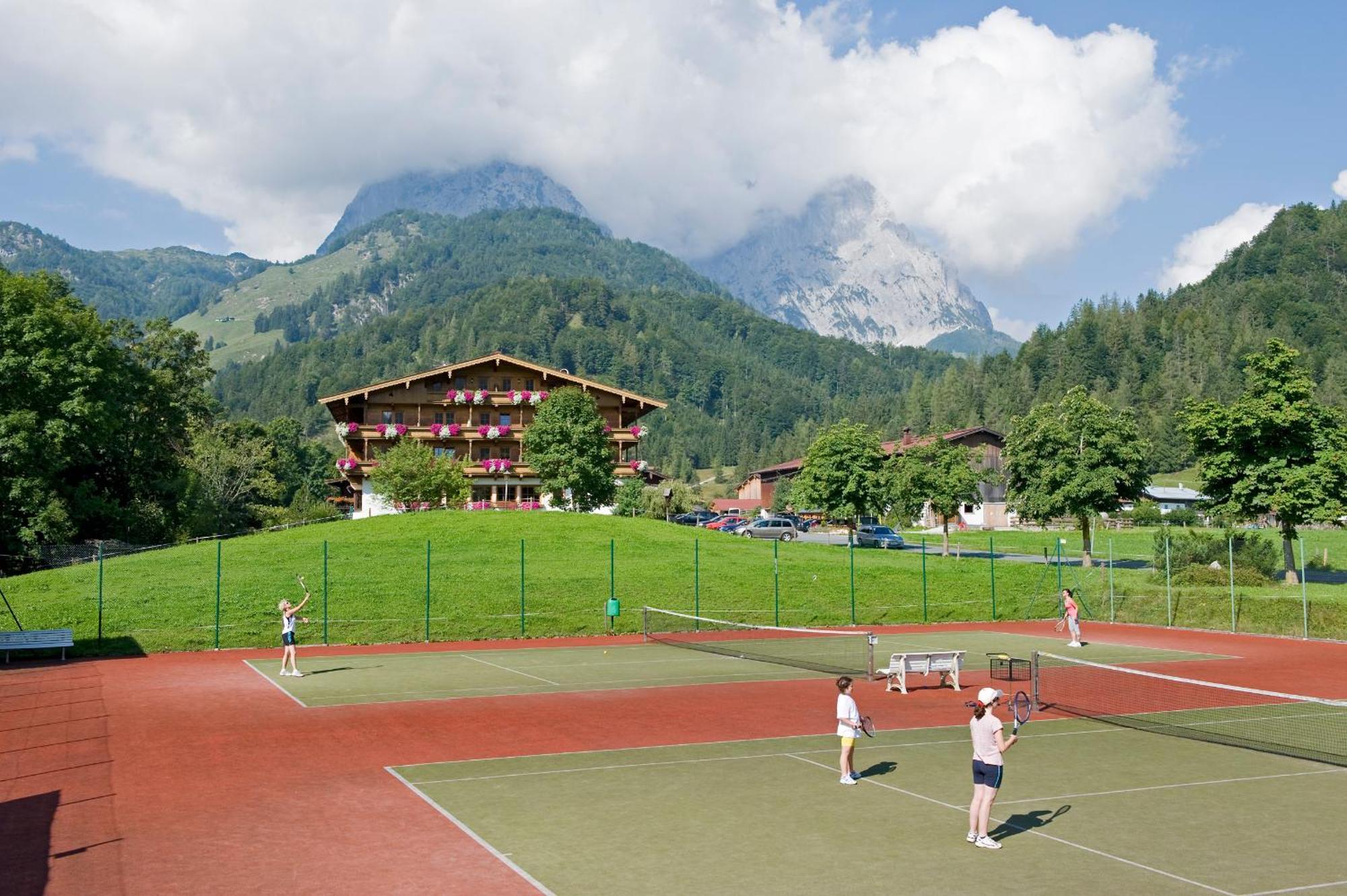 Hotel Gut Kramerhof Kirchdorf in Tirol Exterior photo